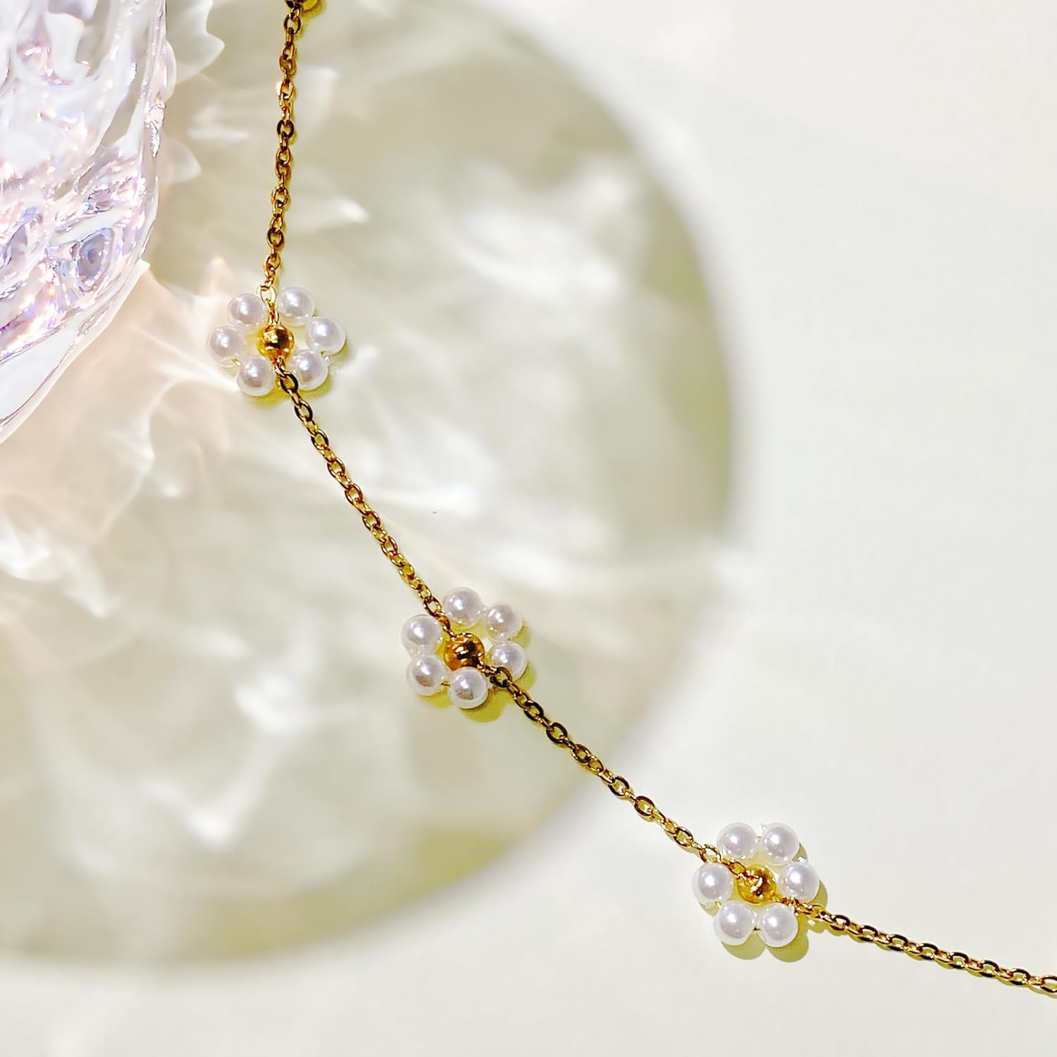 Daisy Flower Pearl Necklace, Dainty Gold Plated Pearl Choker Necklace for Women Trendy Necklaces as Summer Jewelry Bride Necklace Wedding Jewelry Gifts - Image 4