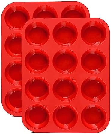 Prep your holiday hosting with these essential items! ✔️ Cuisinart 16-Inch Roaster - Perfect for your holiday feasts ✔️ Hamilton Beach 6-Speed Electric Hand Mixer - Make baking a breeze ✔️ Spode Christmas Tree Melamine 4-Section Tray - Festive servi - Image 4